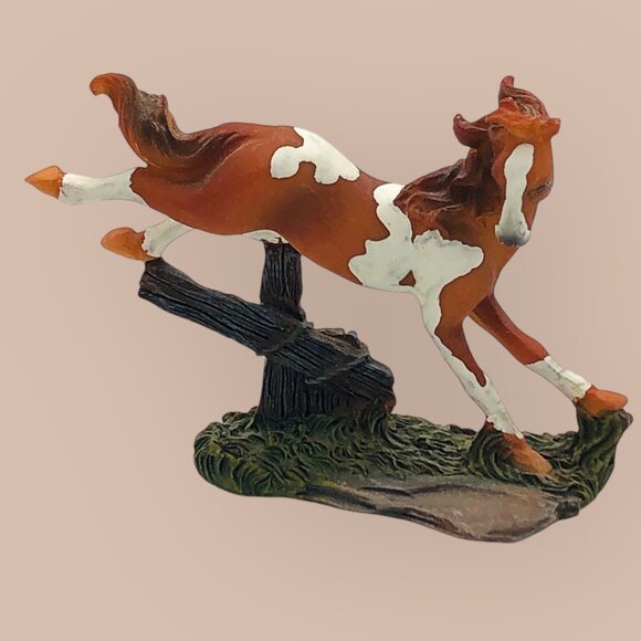 Lot of 2 Resin Horse Figurines 2.5" Tall Imaginative Play Toy - Picture 3 of 8